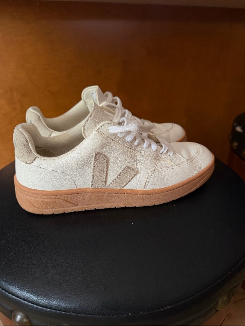 Veja V-12 White leather Women's Sneakers with Gum Sole